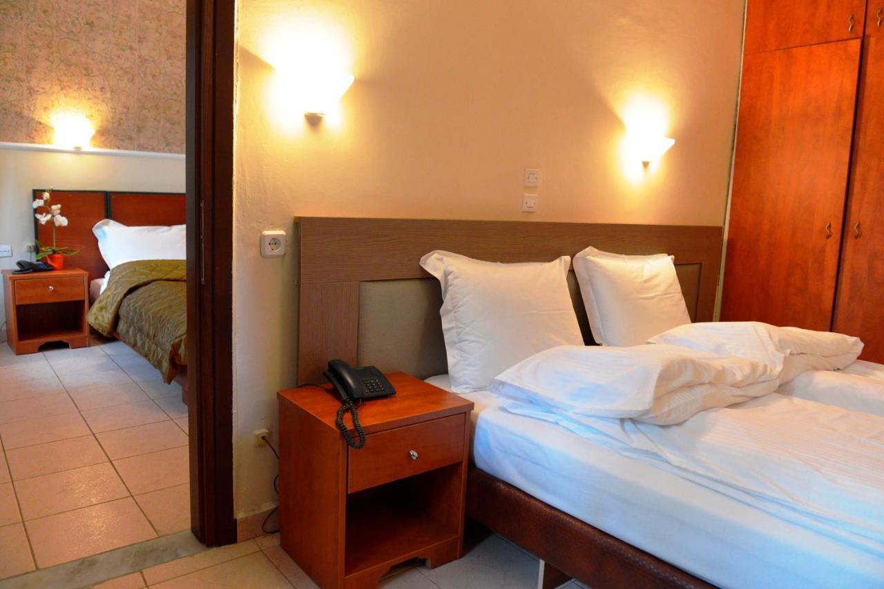Hotel Galaxy Krepeni Екстер'єр фото