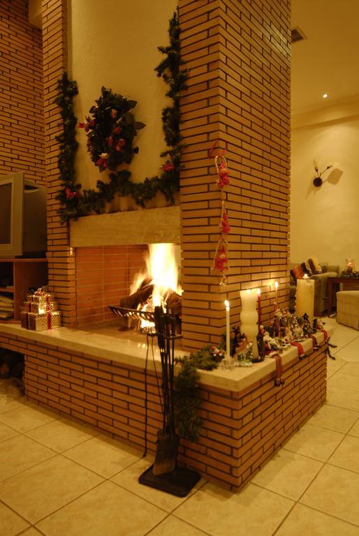 Hotel Galaxy Krepeni Екстер'єр фото