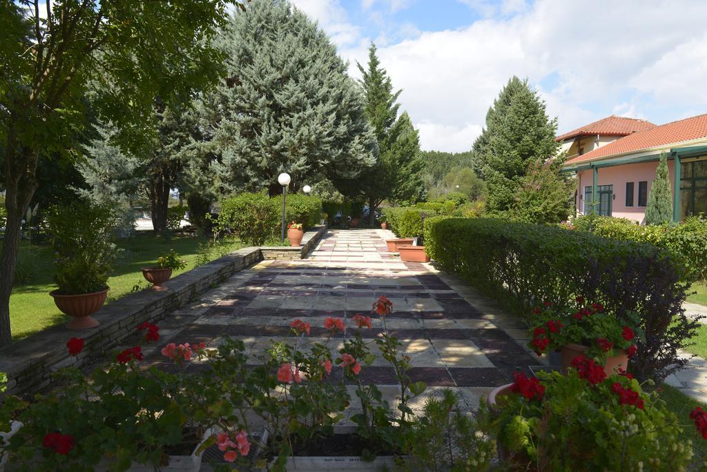 Hotel Galaxy Krepeni Екстер'єр фото