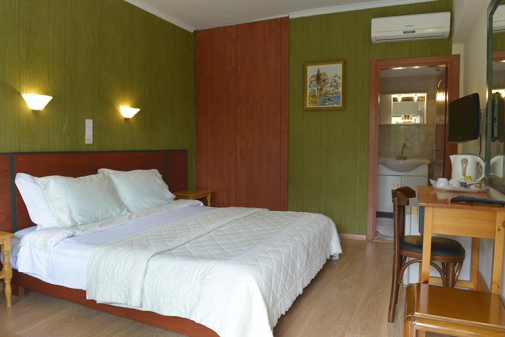 Hotel Galaxy Krepeni Екстер'єр фото
