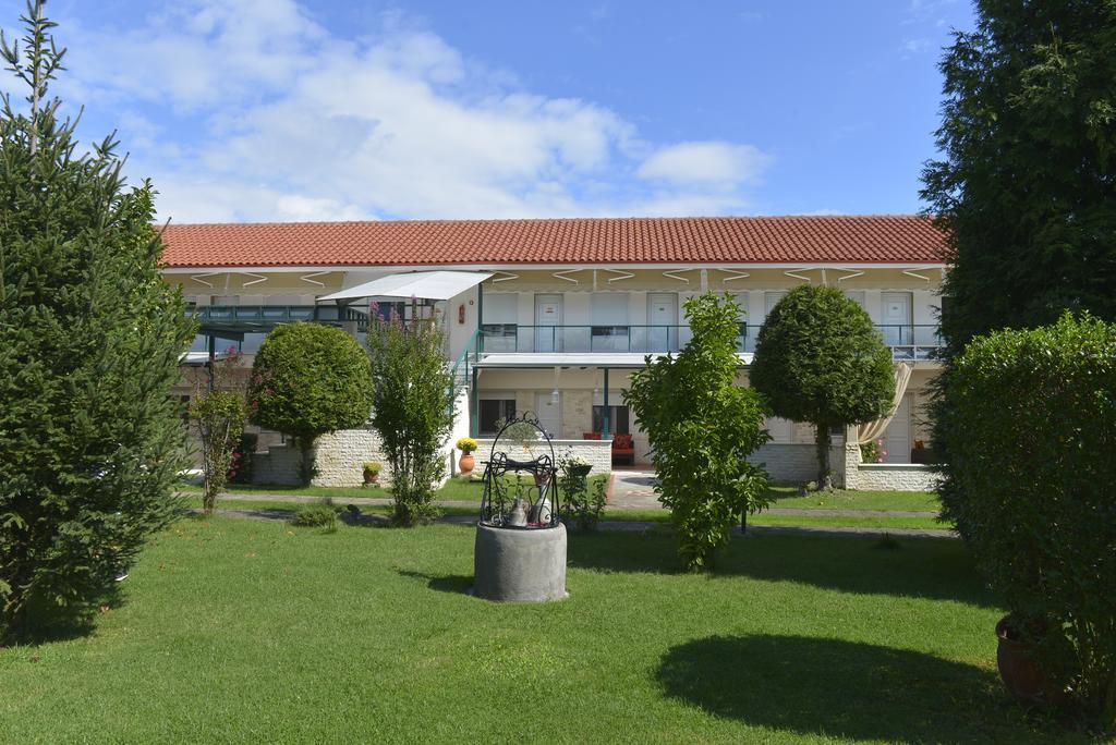 Hotel Galaxy Krepeni Екстер'єр фото