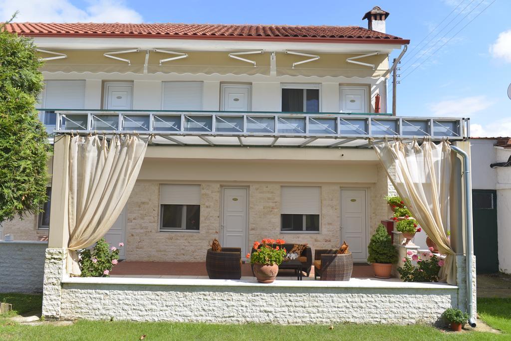 Hotel Galaxy Krepeni Екстер'єр фото